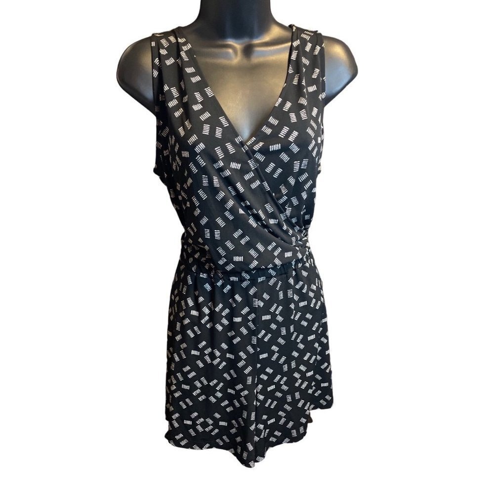 Metaphor Black White Sleeveless Romper Sz L